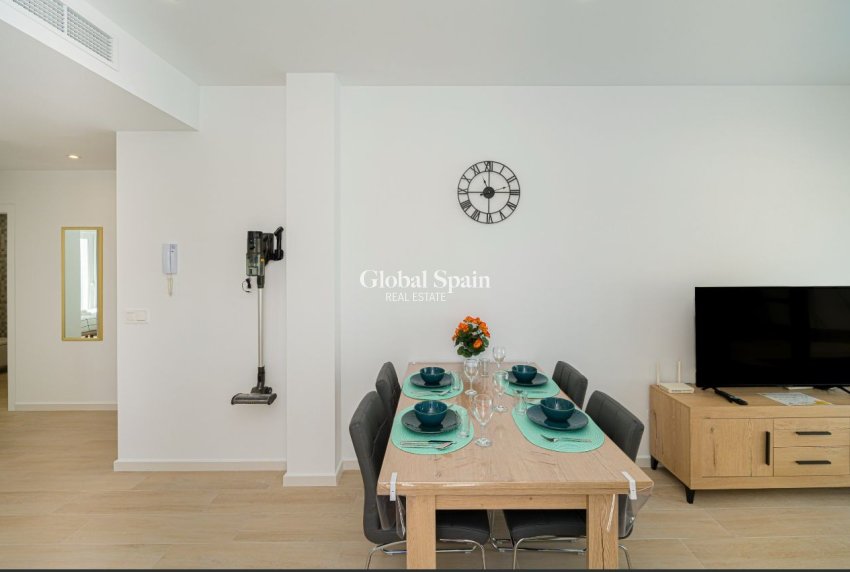 Resale - VILLA -
AVILESES - Inland