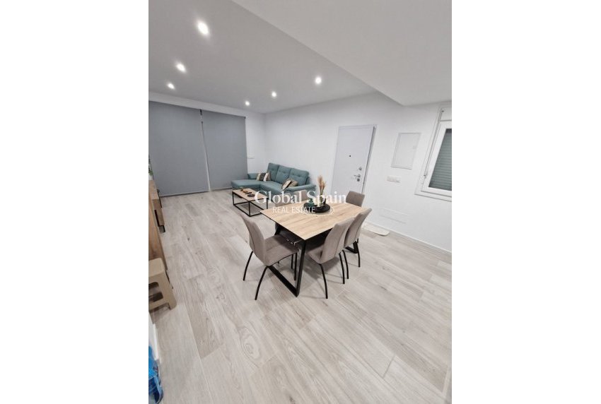 Resale - VILLA -
AVILESES - Inland