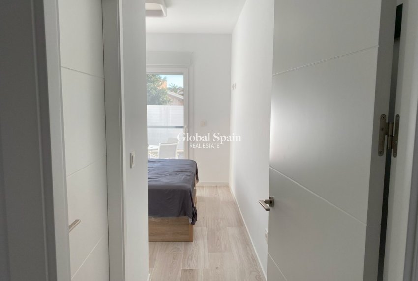 Resale - VILLA -
AVILESES - Inland