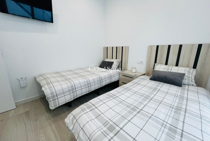 Resale - VILLA -
AVILESES - Inland