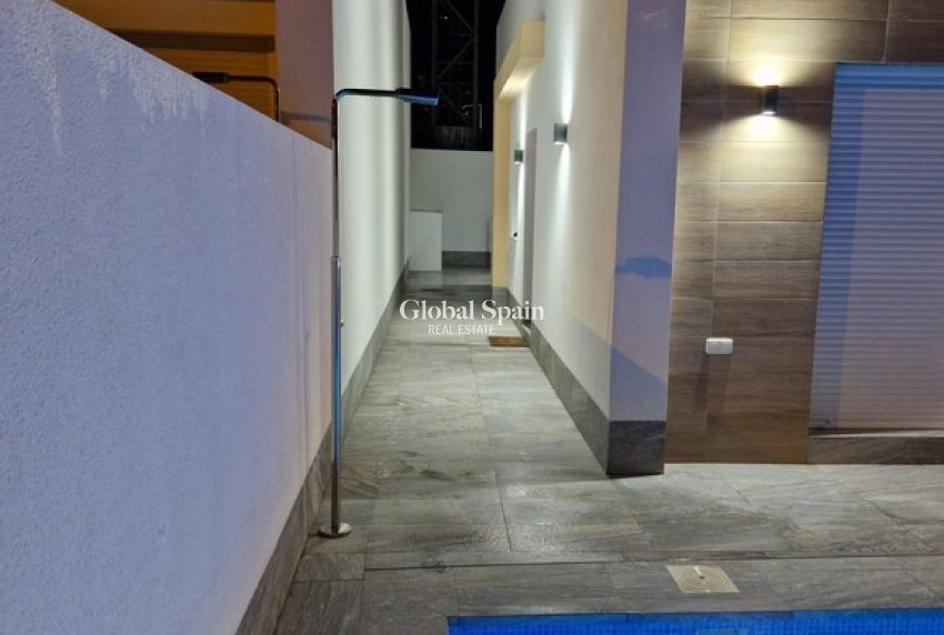 Resale - VILLA -
AVILESES - Inland