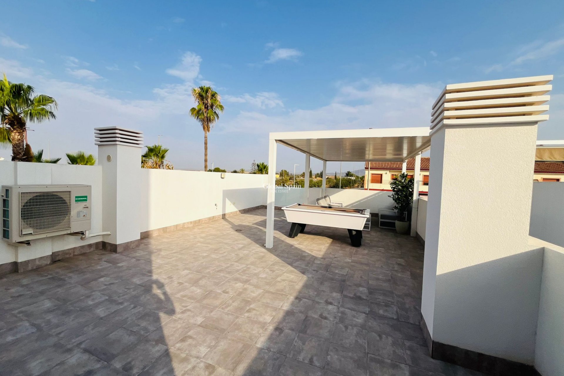 Resale - VILLA -
AVILESES - Inland