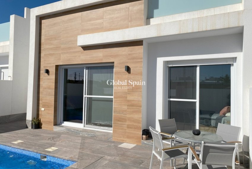 Resale - VILLA -
AVILESES - Inland