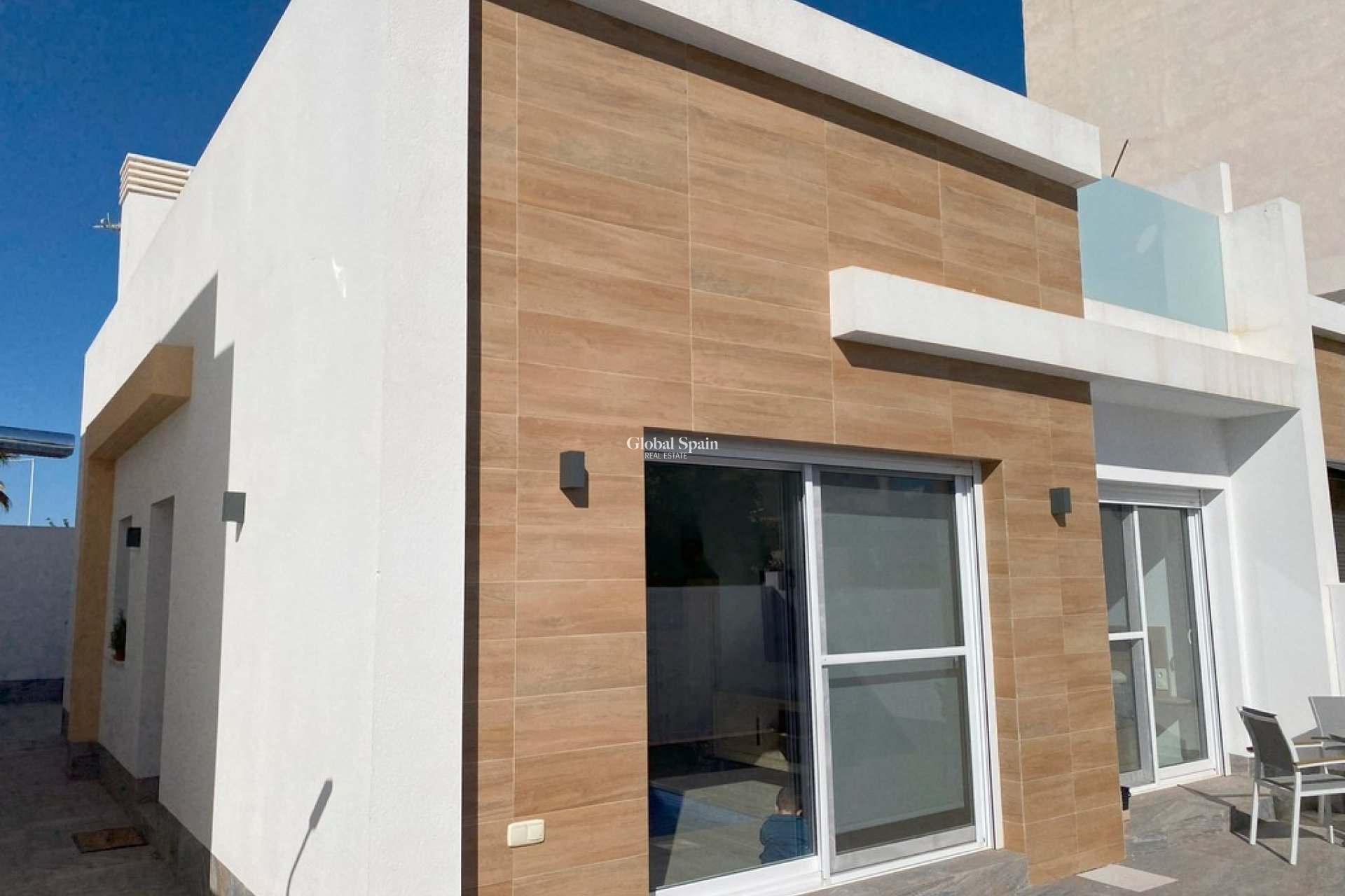 Resale - VILLA -
AVILESES - Inland