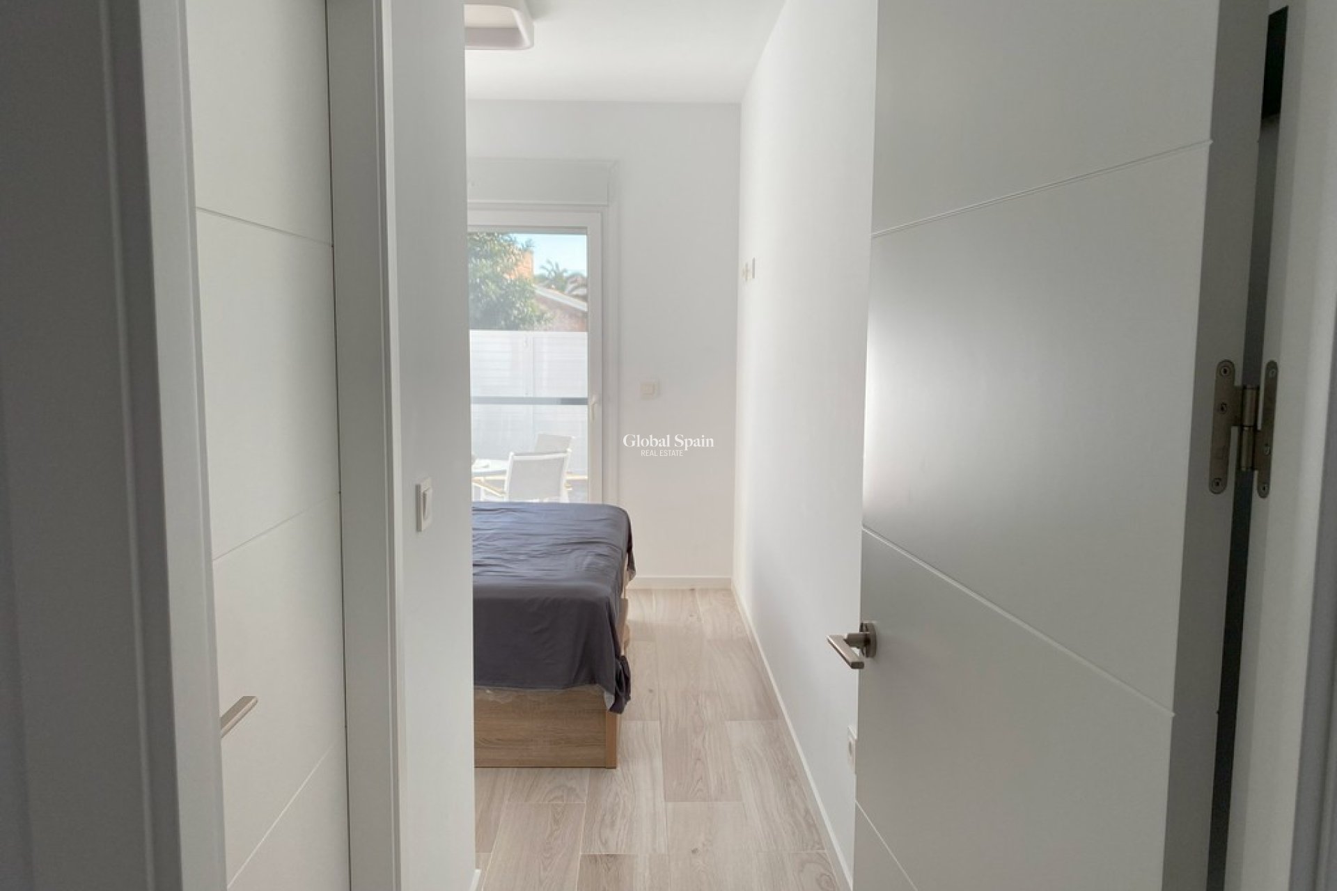 Resale - VILLA -
AVILESES - Inland