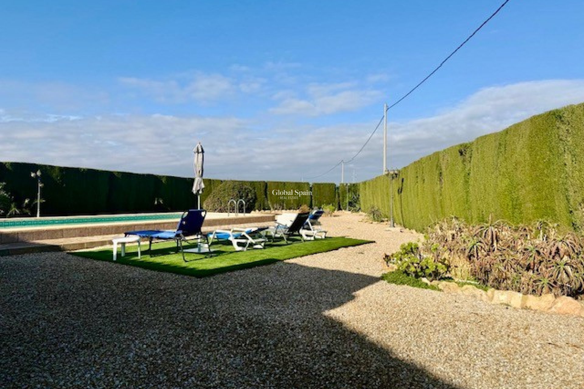 Resale - VILLA -
AVILESES - Inland