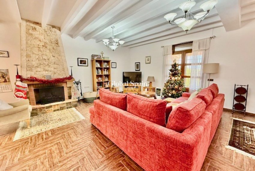 Resale - VILLA -
AVILESES - Inland