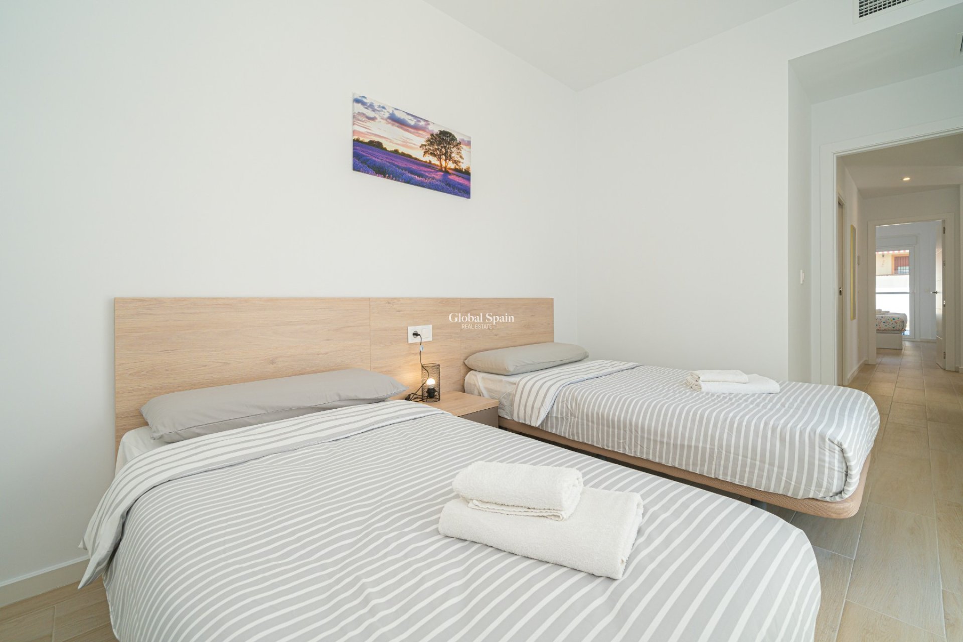 Resale - VILLA -
AVILESES - Inland