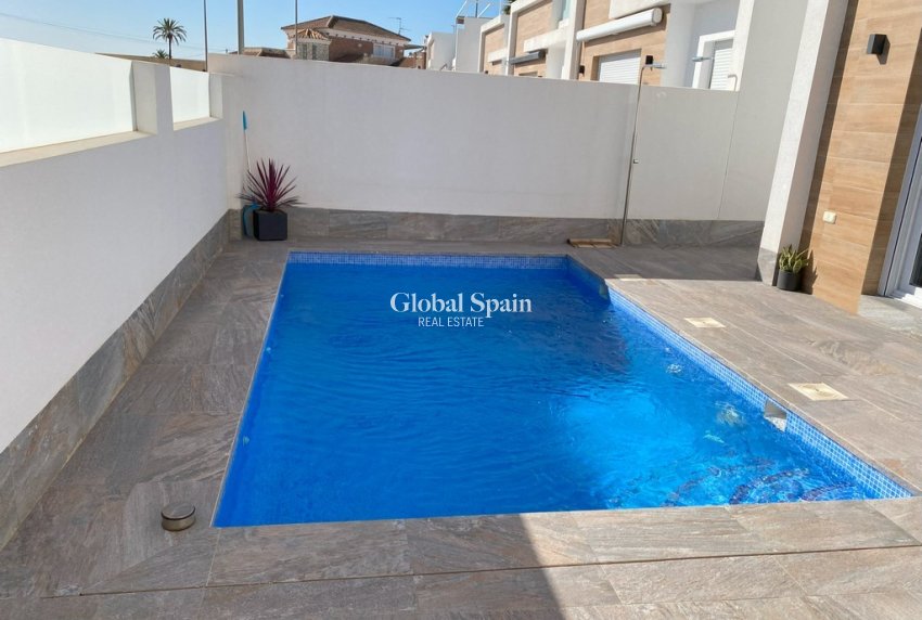 Resale - VILLA -
AVILESES - Inland