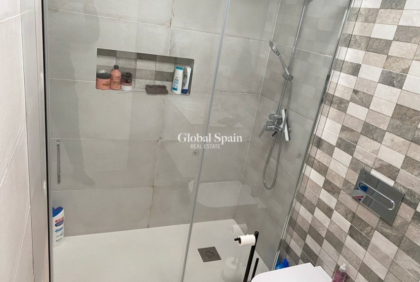 Resale - VILLA -
AVILESES - Inland