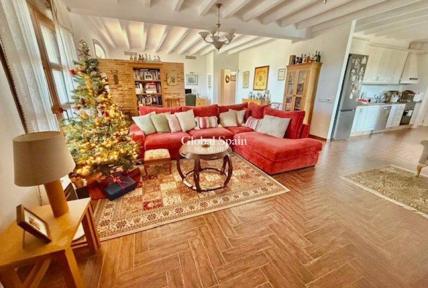 Resale - VILLA -
AVILESES - Inland