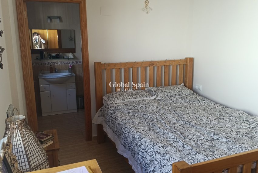 Resale - VILLA -
AVILESES - Inland
