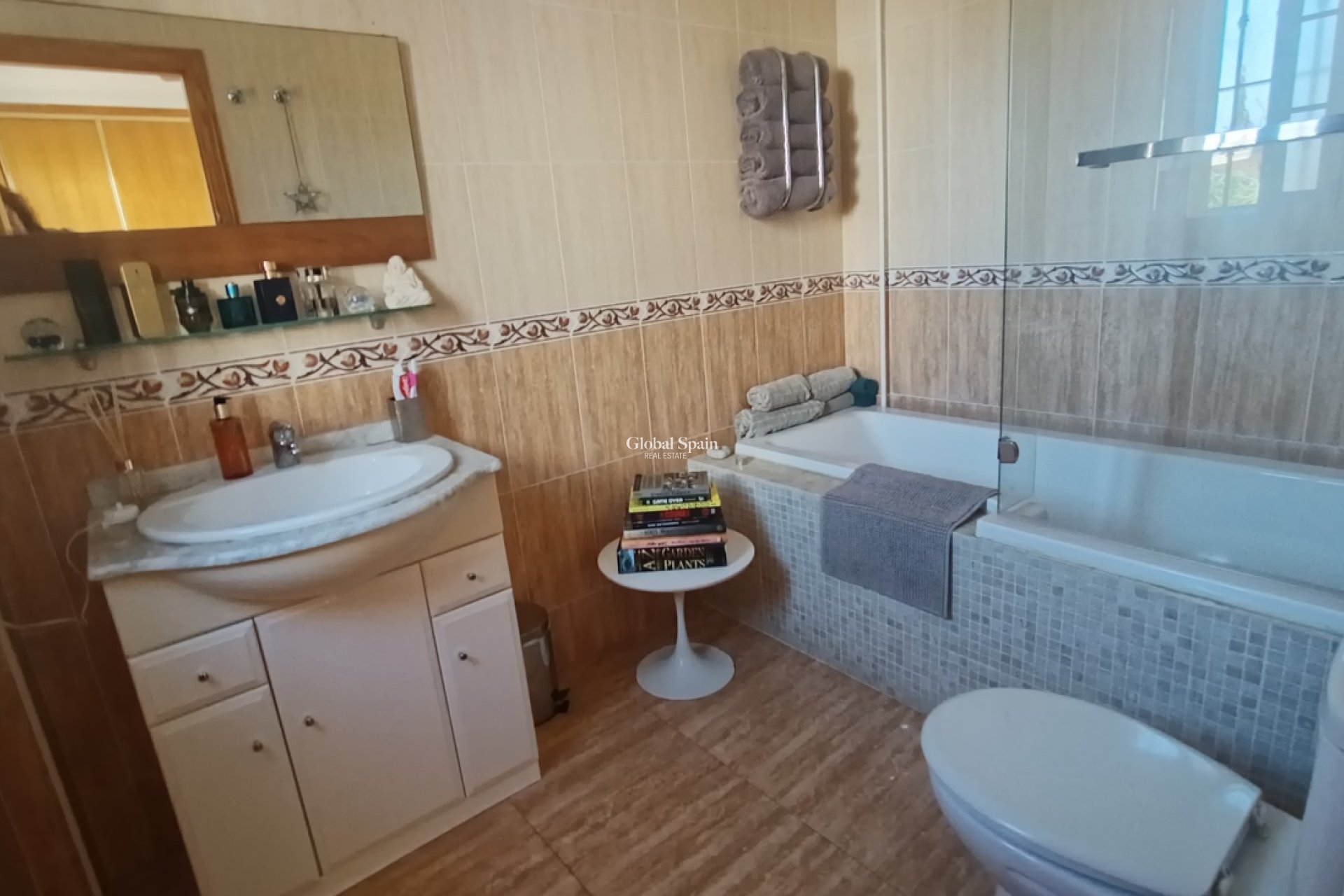 Resale - VILLA -
AVILESES - Inland