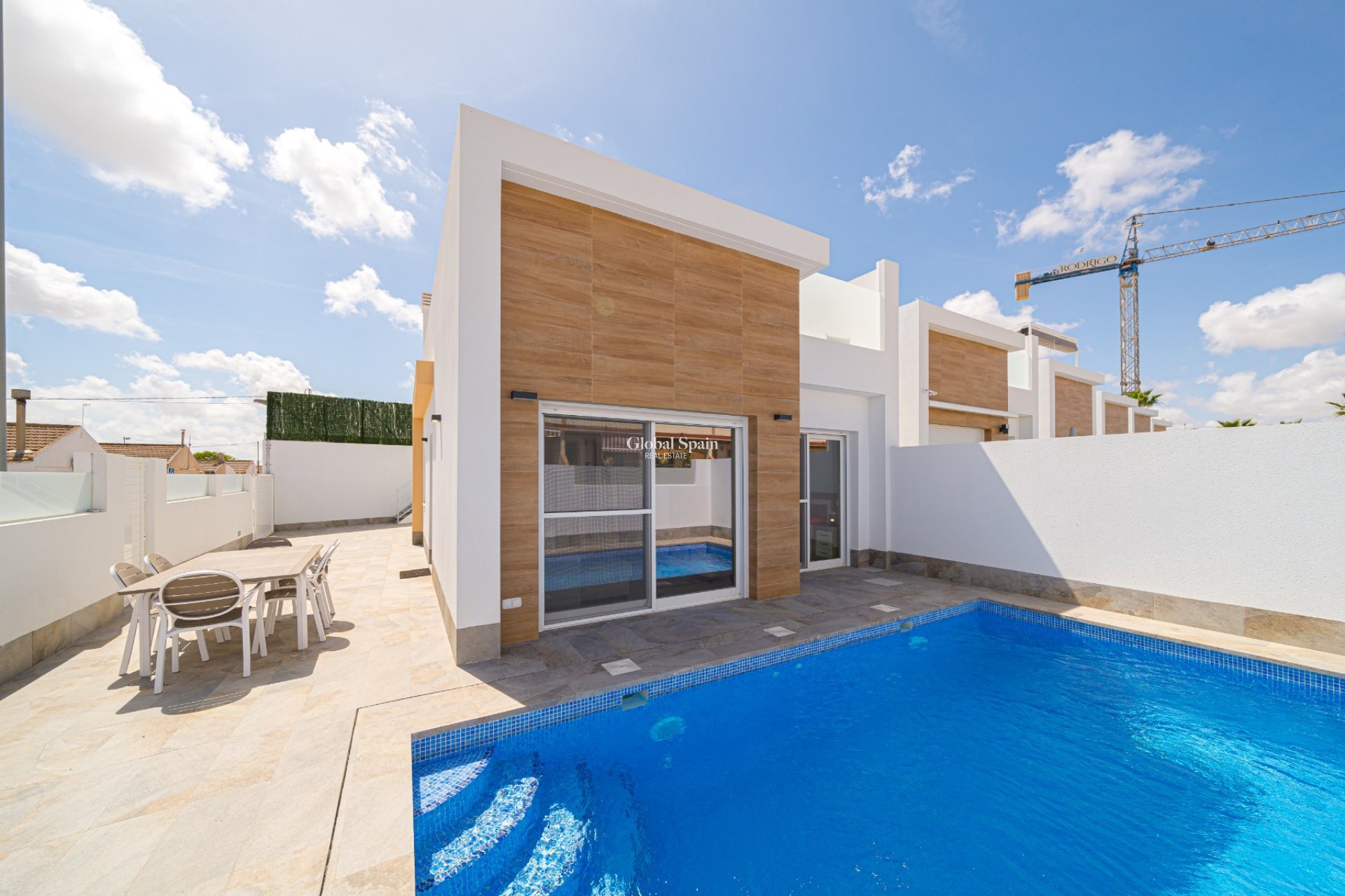 Resale - VILLA -
AVILESES - Inland