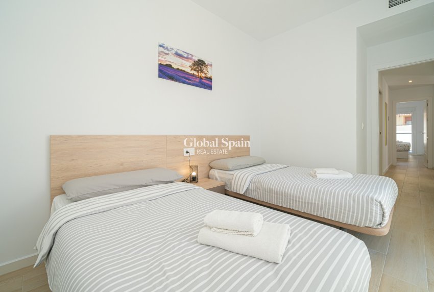 Resale - VILLA -
AVILESES - Inland