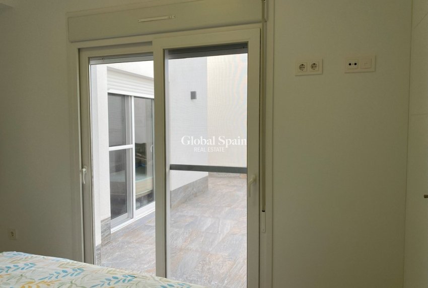 Resale - VILLA -
AVILESES - Inland