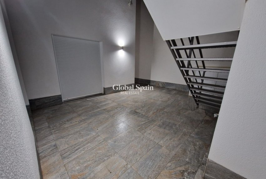 Resale - VILLA -
AVILESES - Inland