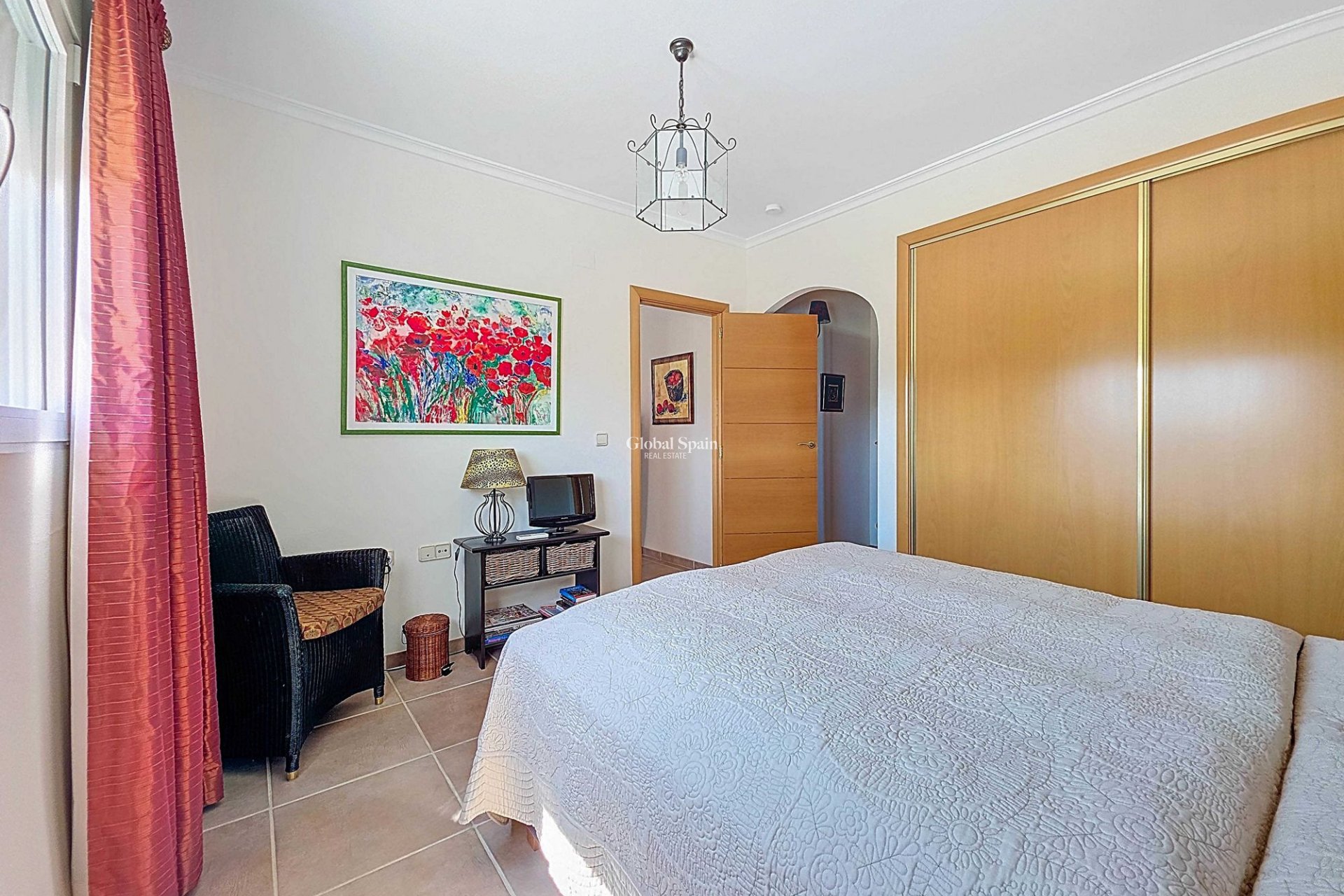 Resale - VILLA -
AYORA - Ayora