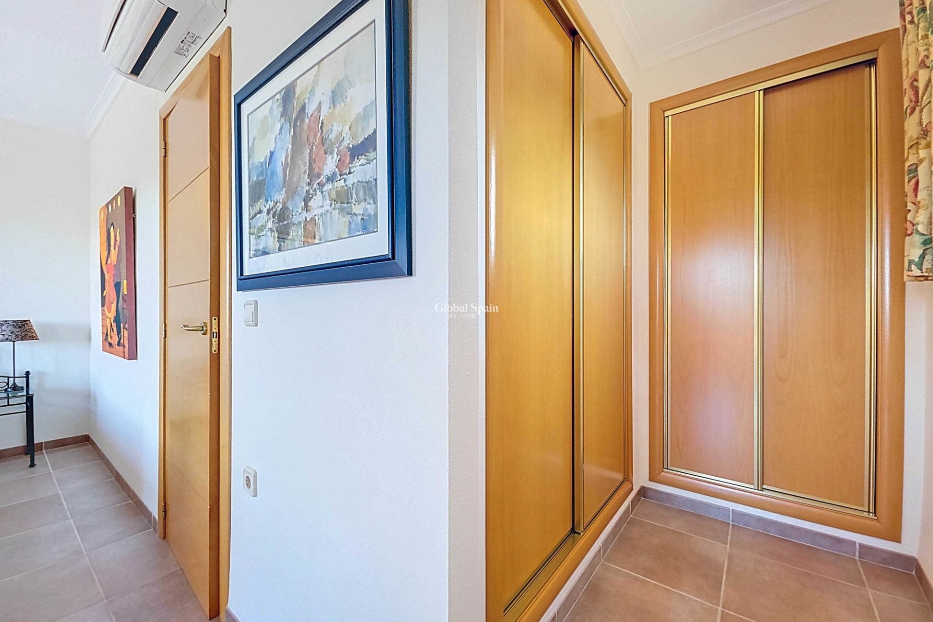 Resale - VILLA -
AYORA - Ayora