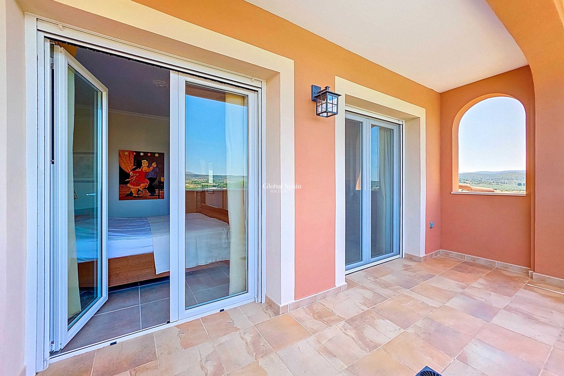 Resale - VILLA -
AYORA - Ayora