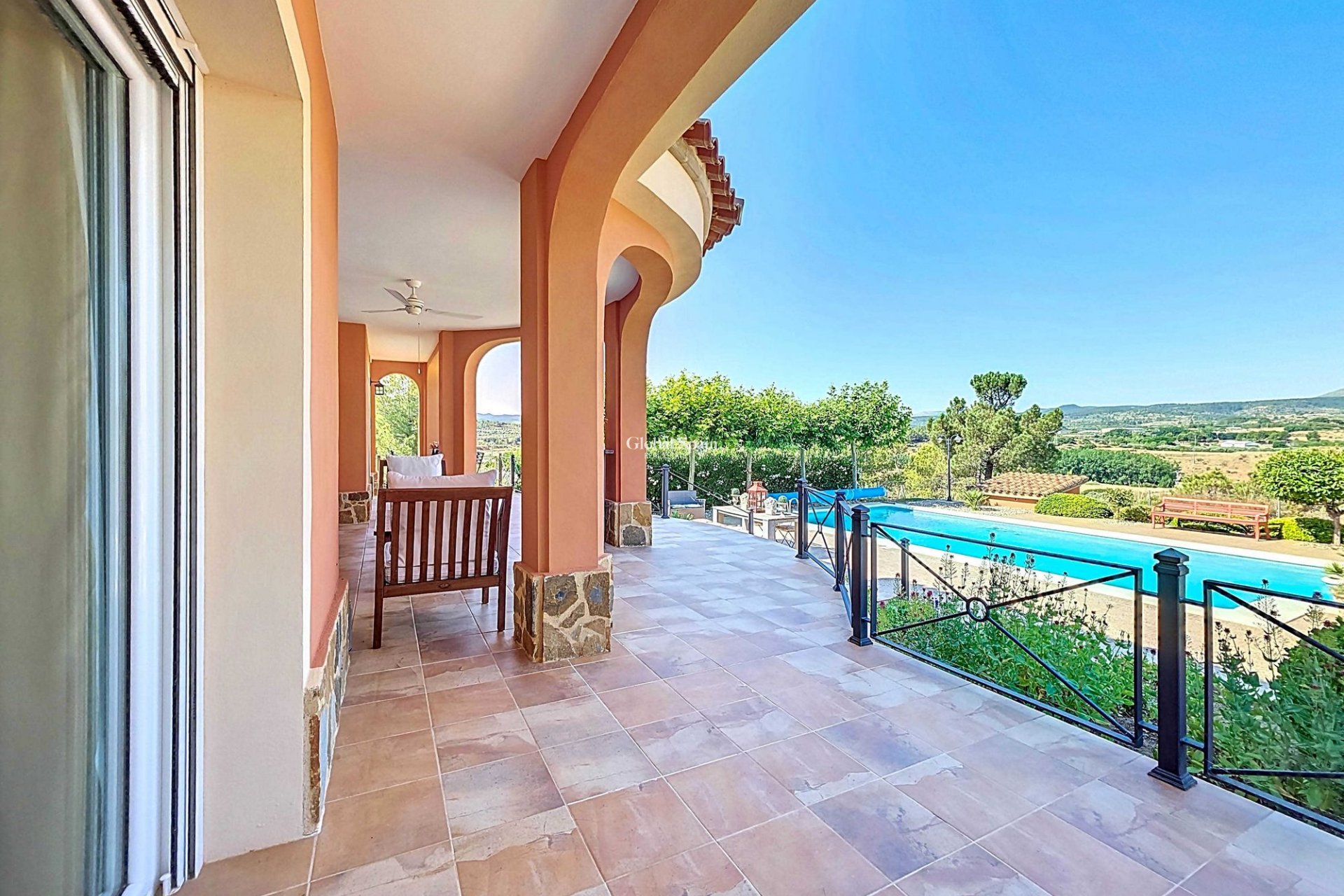 Resale - VILLA -
AYORA - Ayora