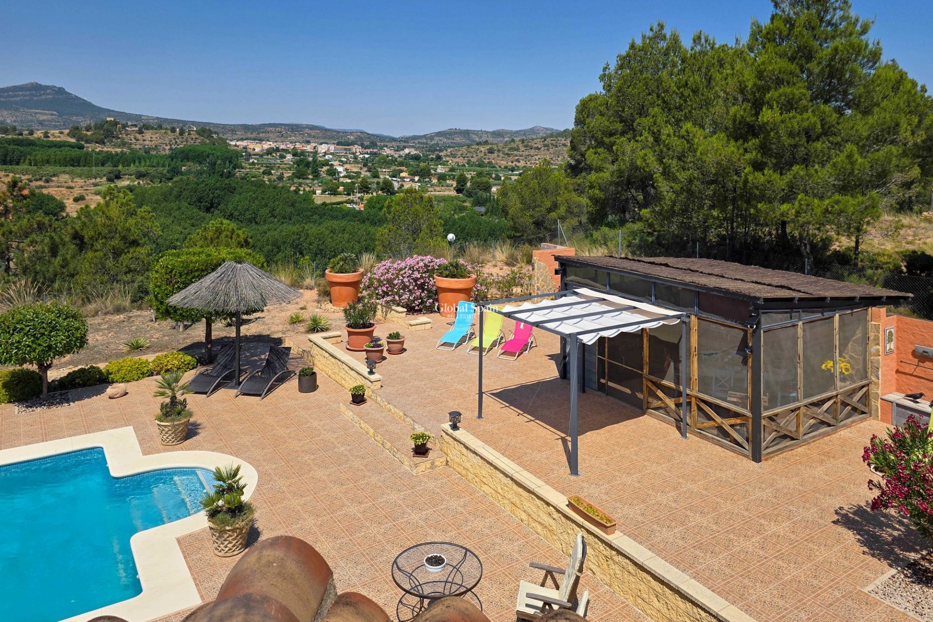 Resale - VILLA -
AYORA - Ayora