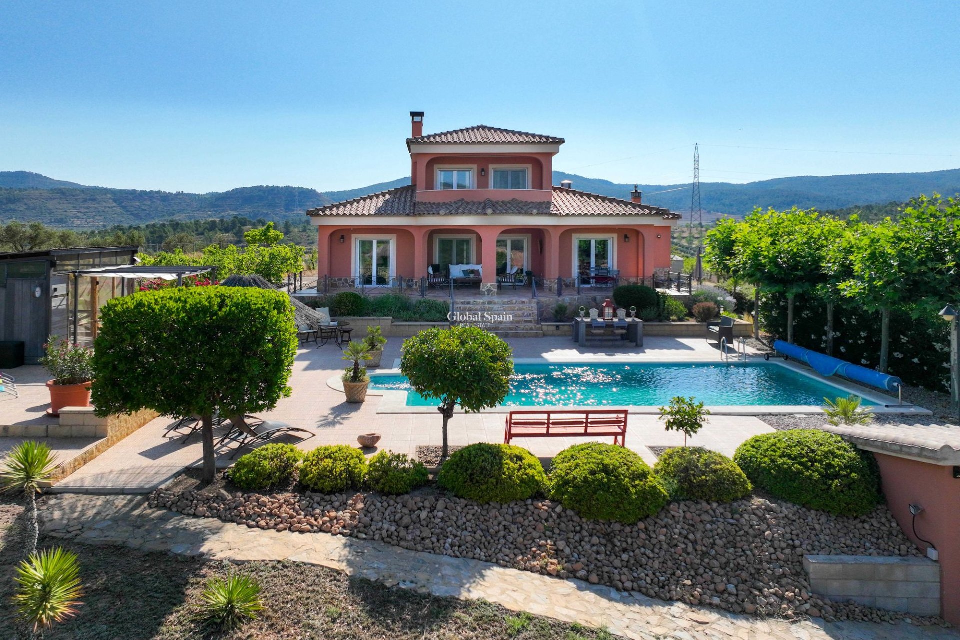 Resale - Villa -
Ayora
