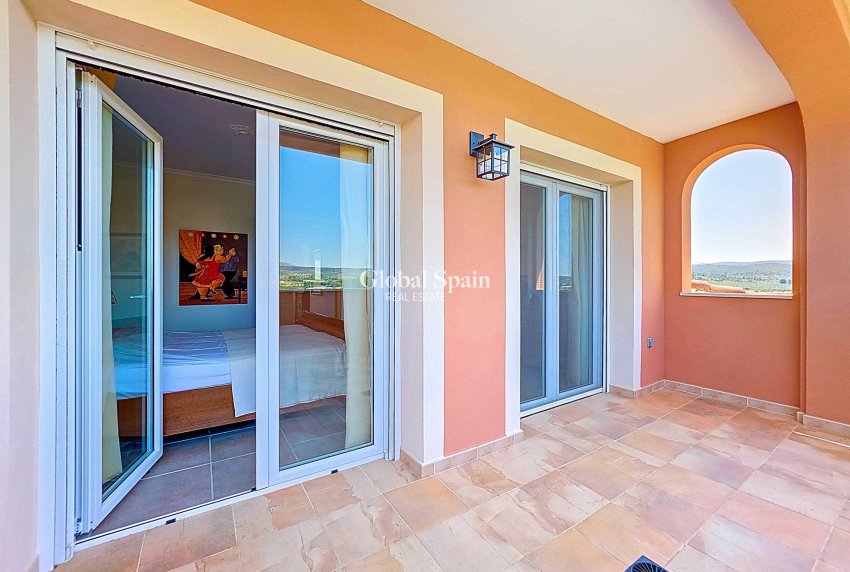 Resale - Villa -
Ayora