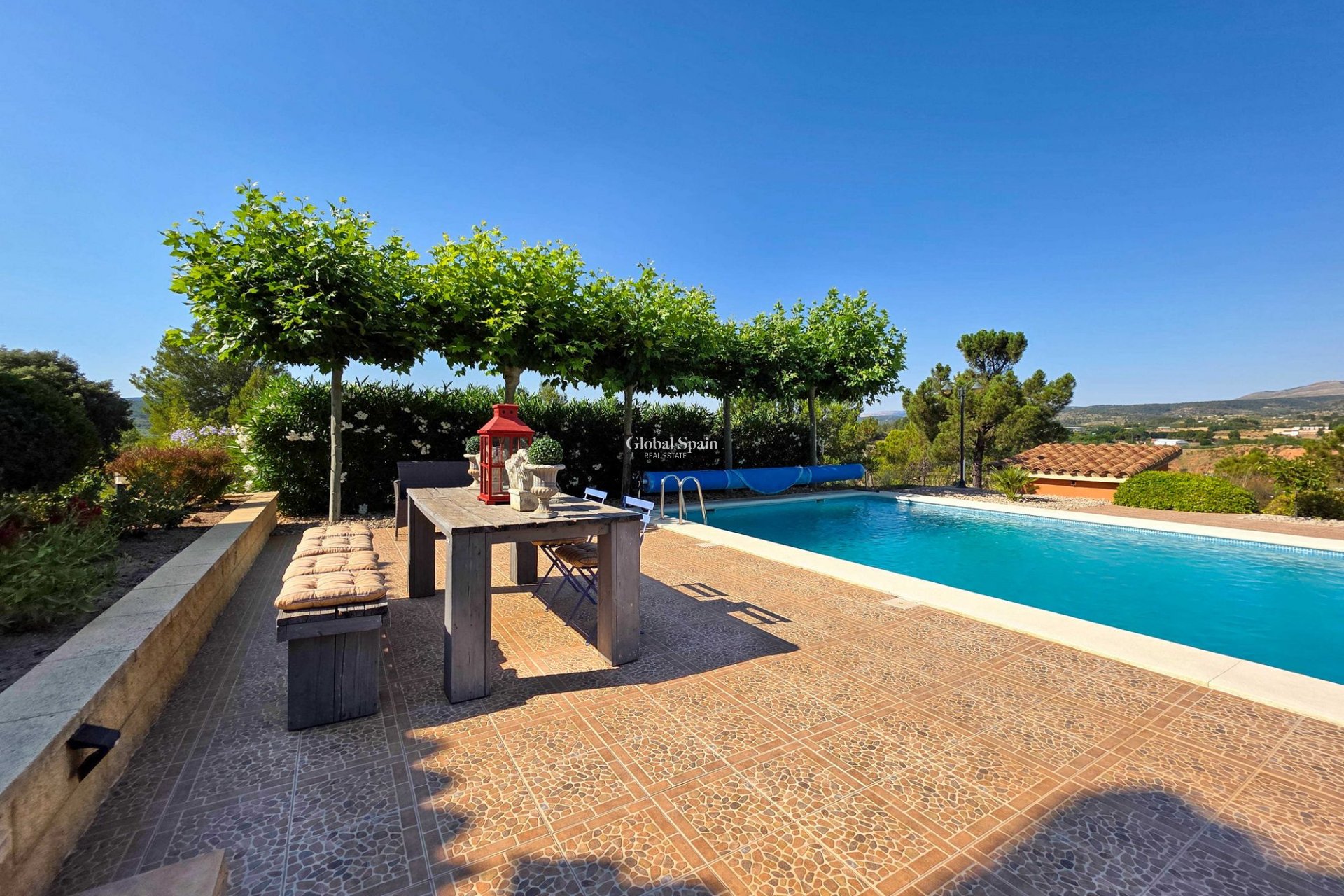 Resale - Villa -
Ayora