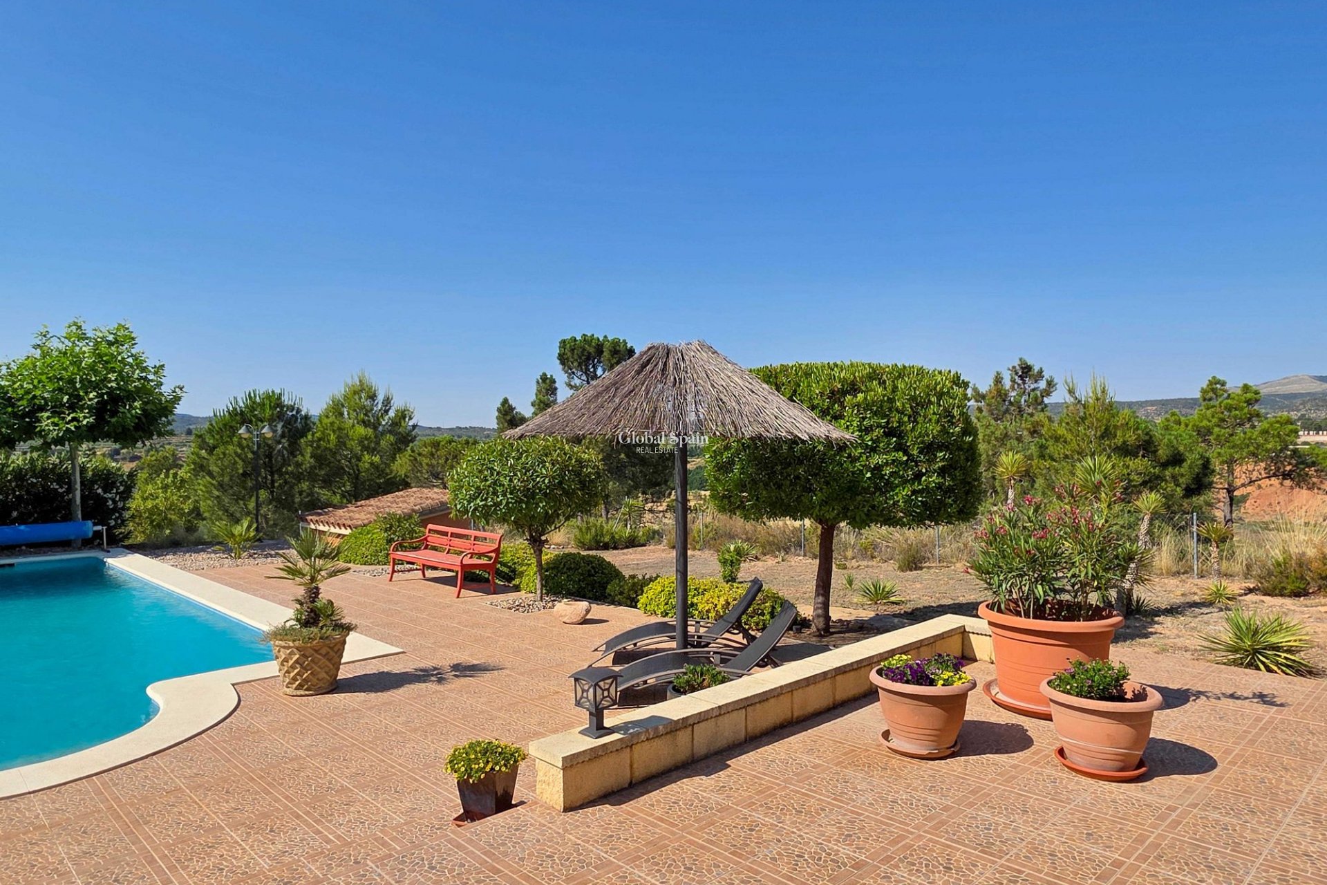 Resale - Villa -
Ayora