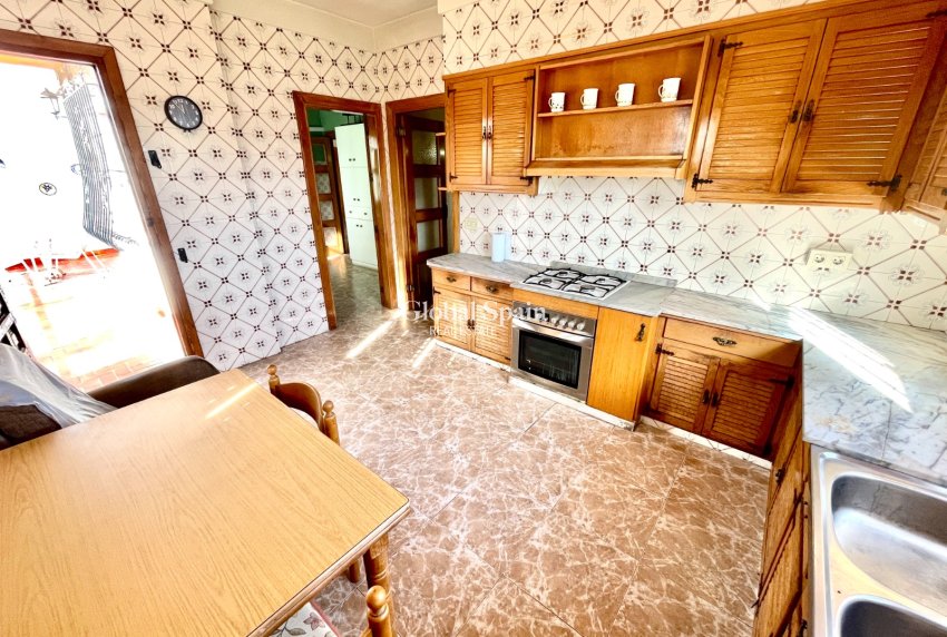 Resale - VILLA -
BENEJÚZAR - Inland