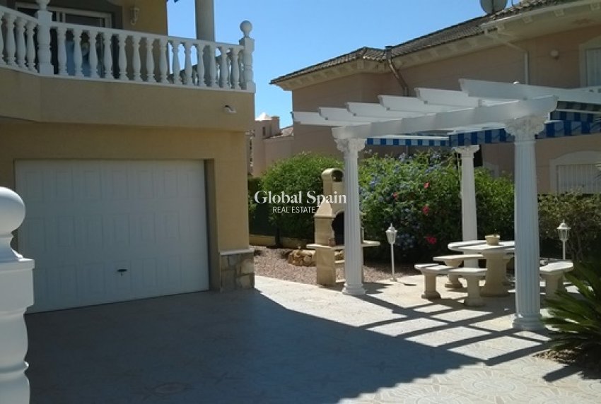 Resale - VILLA -
BENFERRI - Benferri