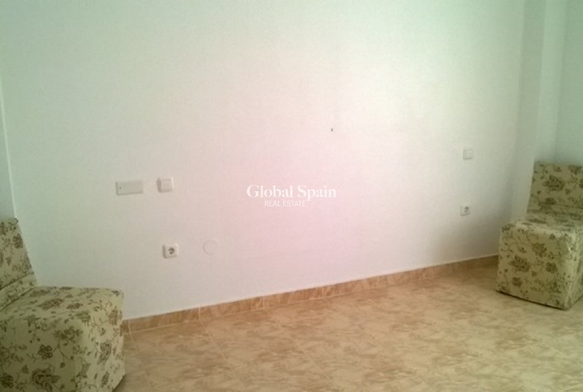 Resale - VILLA -
BENFERRI - Benferri