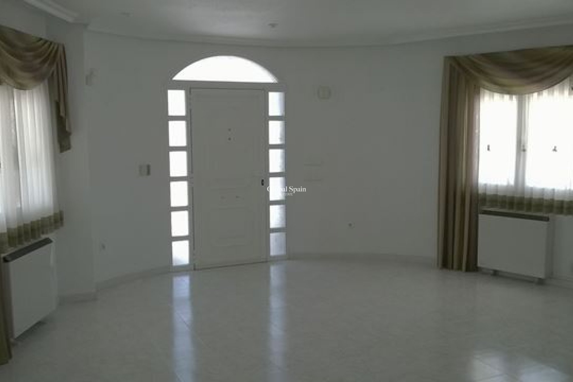 Resale - VILLA -
BENFERRI - Benferri