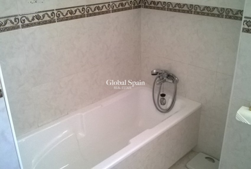 Resale - VILLA -
BENFERRI - Benferri