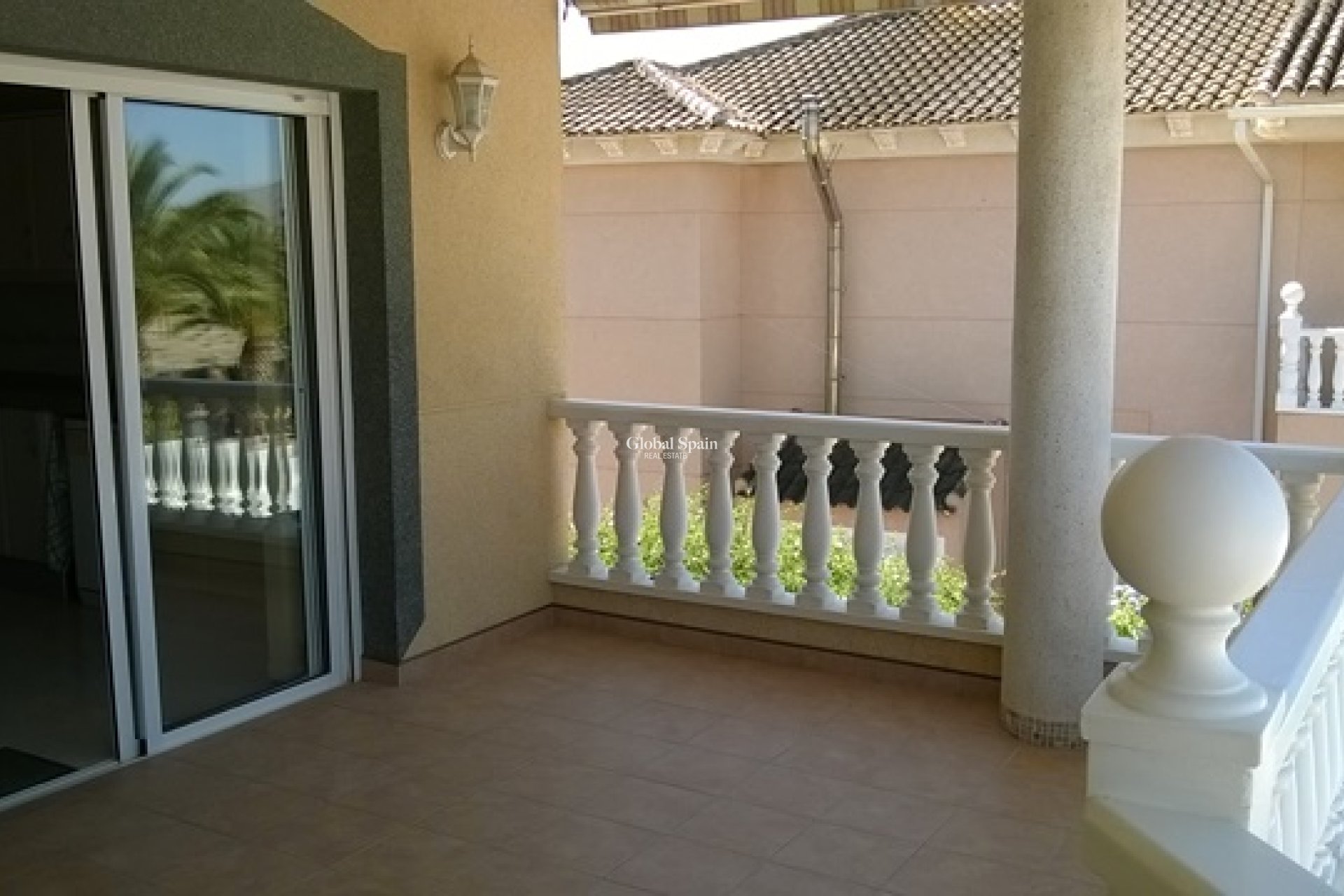 Resale - VILLA -
BENFERRI - Benferri