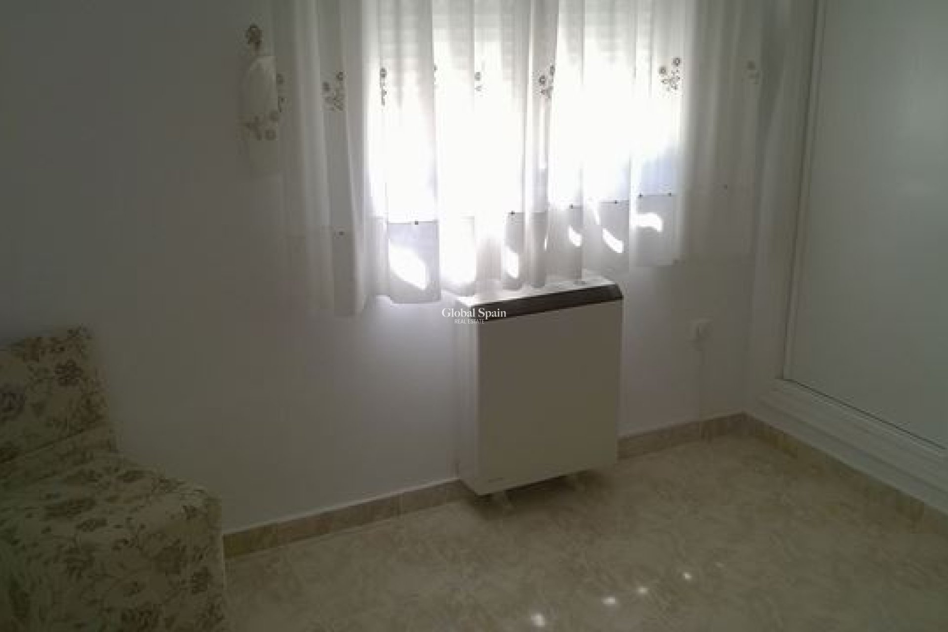 Resale - Villa -
Benferri