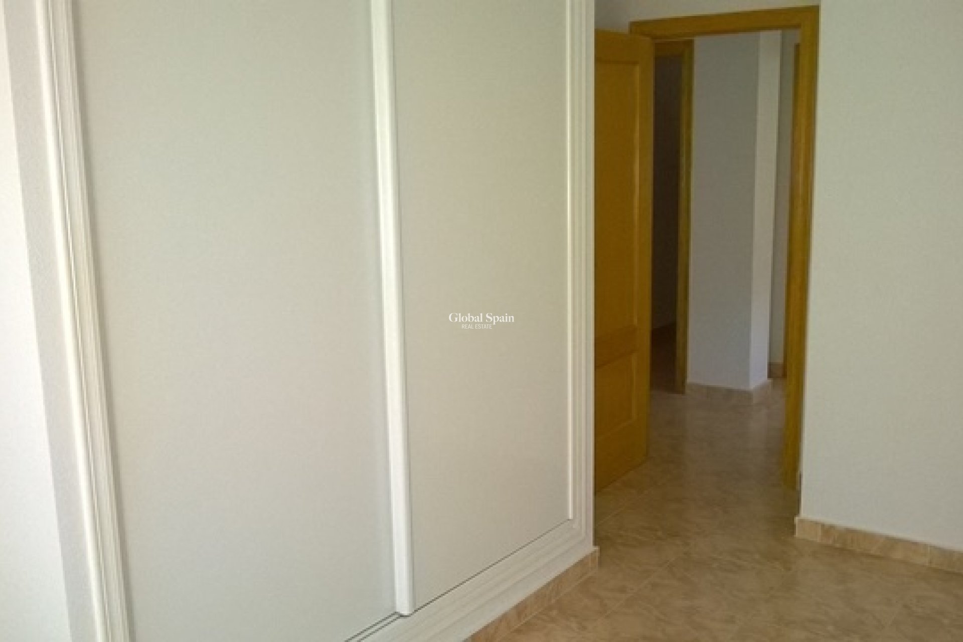 Resale - Villa -
Benferri