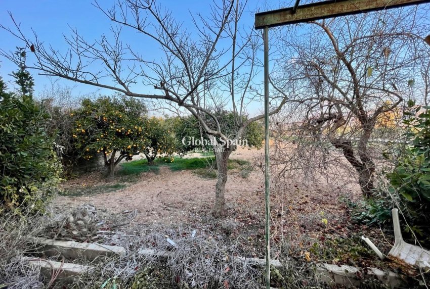 Resale - VILLA -
BENIDORM - Salto Del Agua