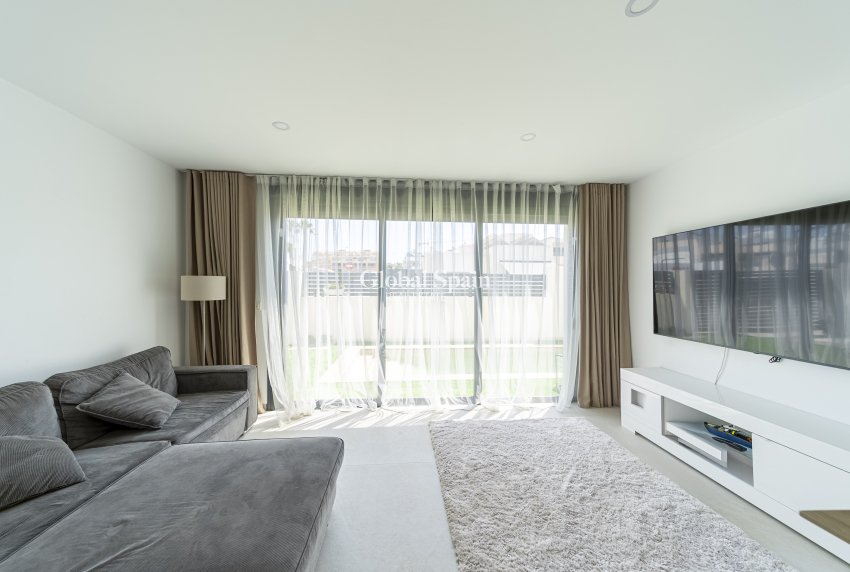 Resale - Villa -
BENIJÓFAR - Benijófar