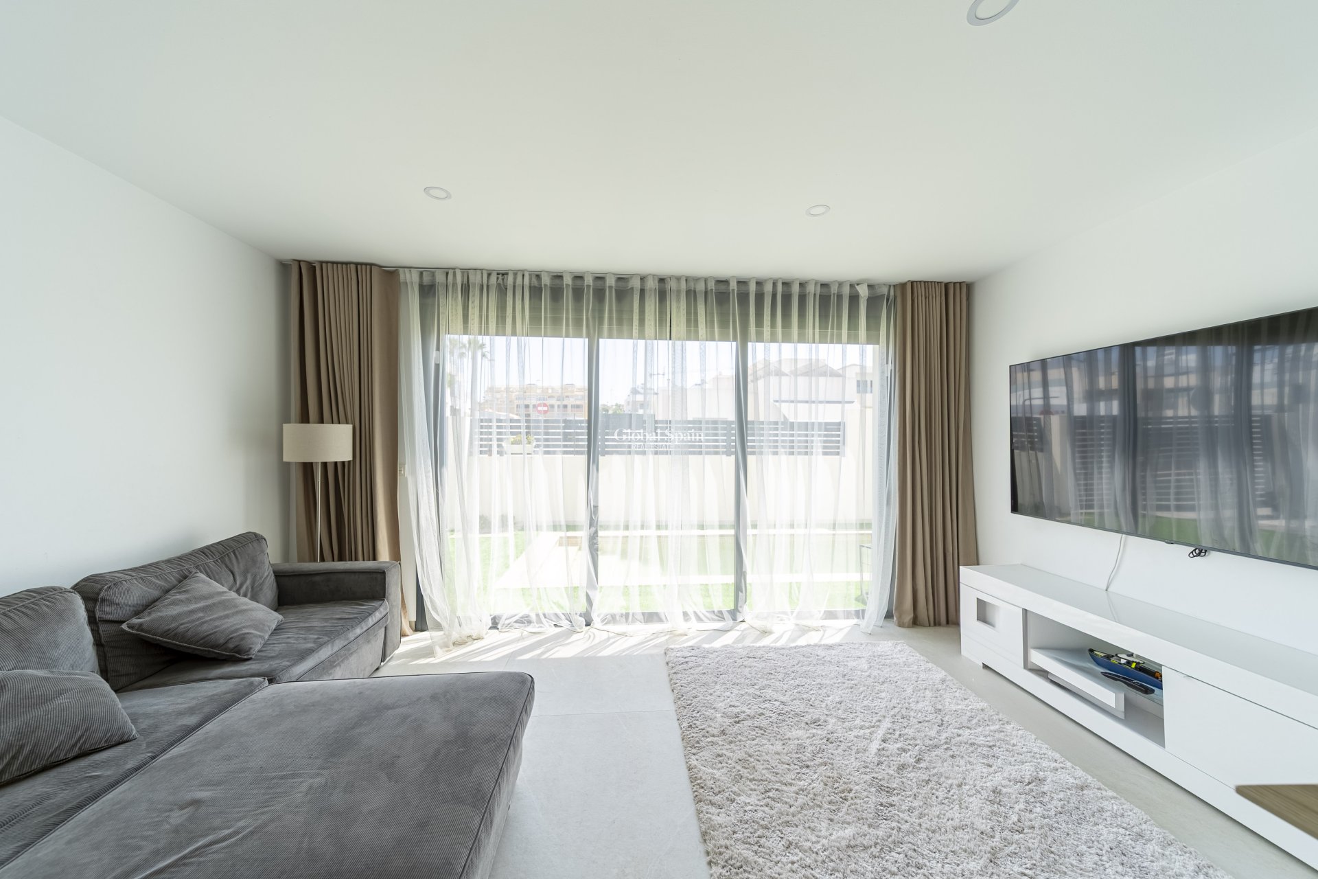 Resale - Villa -
BENIJÓFAR - Benijófar