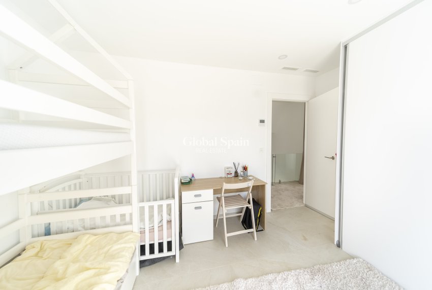 Resale - Villa -
BENIJÓFAR - Benijófar