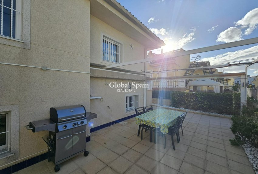 Resale - VILLA -
BENIJÓFAR - Benimar 3