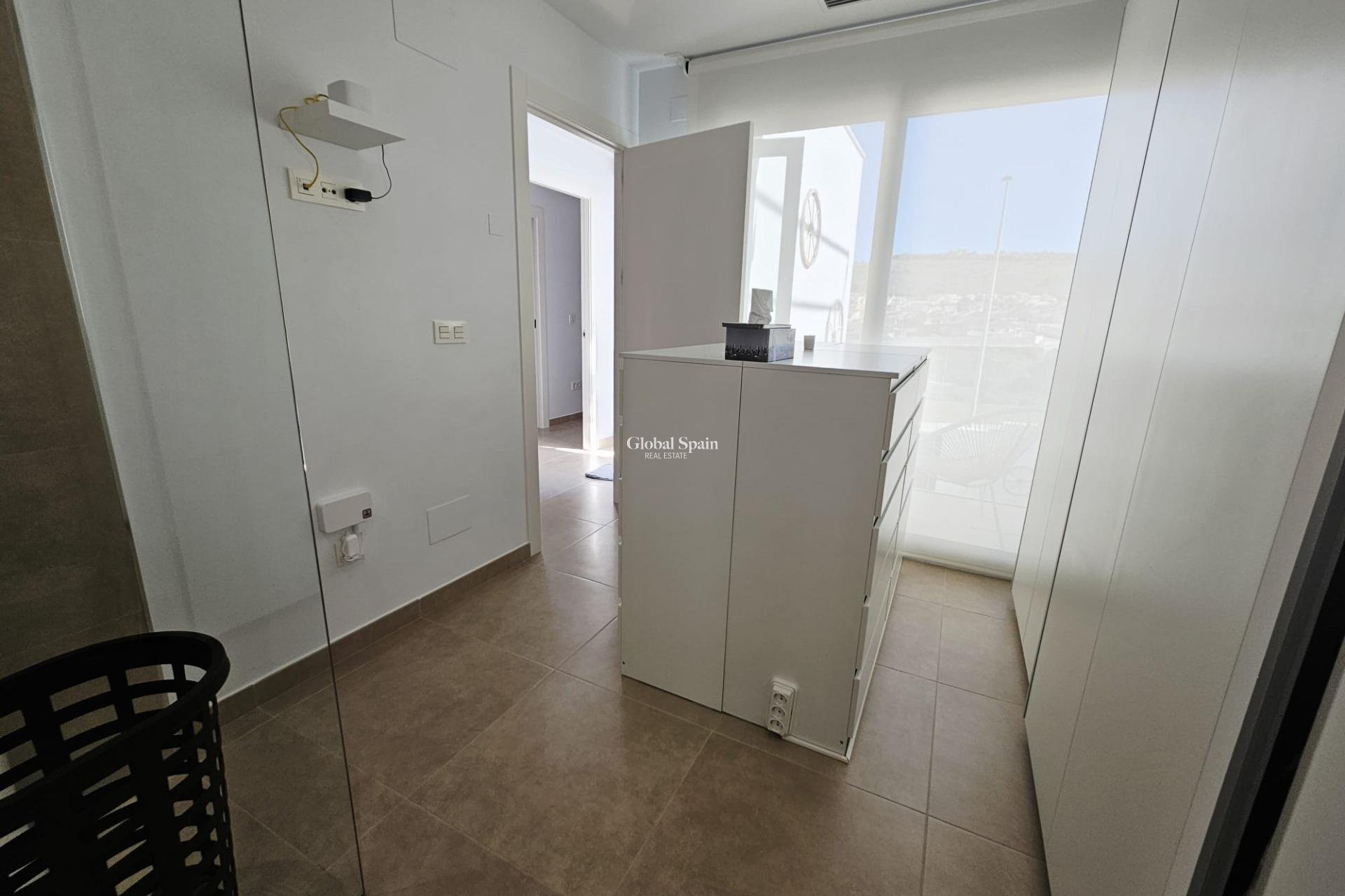 Resale - VILLA -
BENIJÓFAR - Benimar