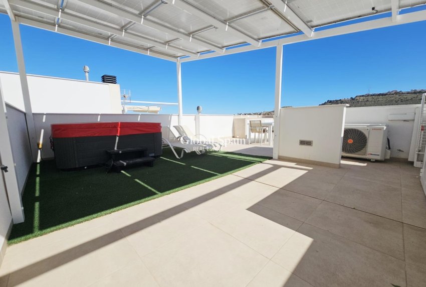 Resale - VILLA -
BENIJÓFAR - Benimar