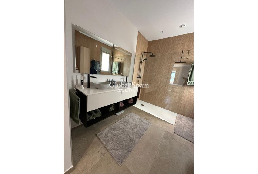 Resale - VILLA -
BENIJÓFAR - Costa Blanca