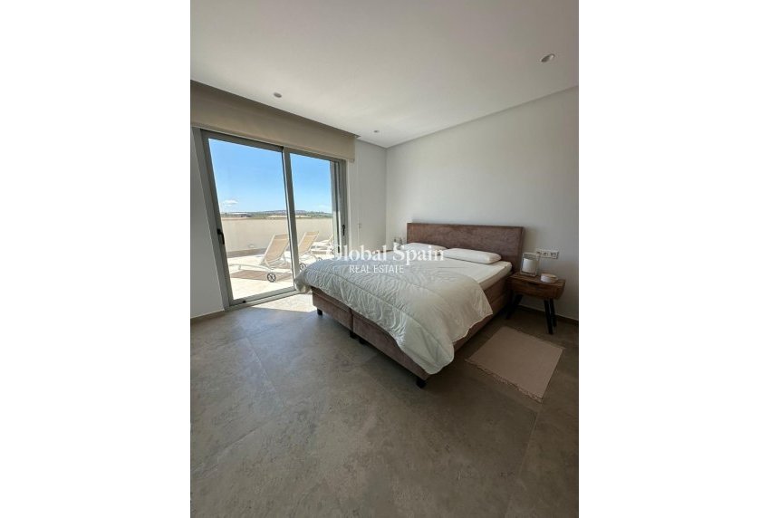 Resale - VILLA -
BENIJÓFAR - Costa Blanca