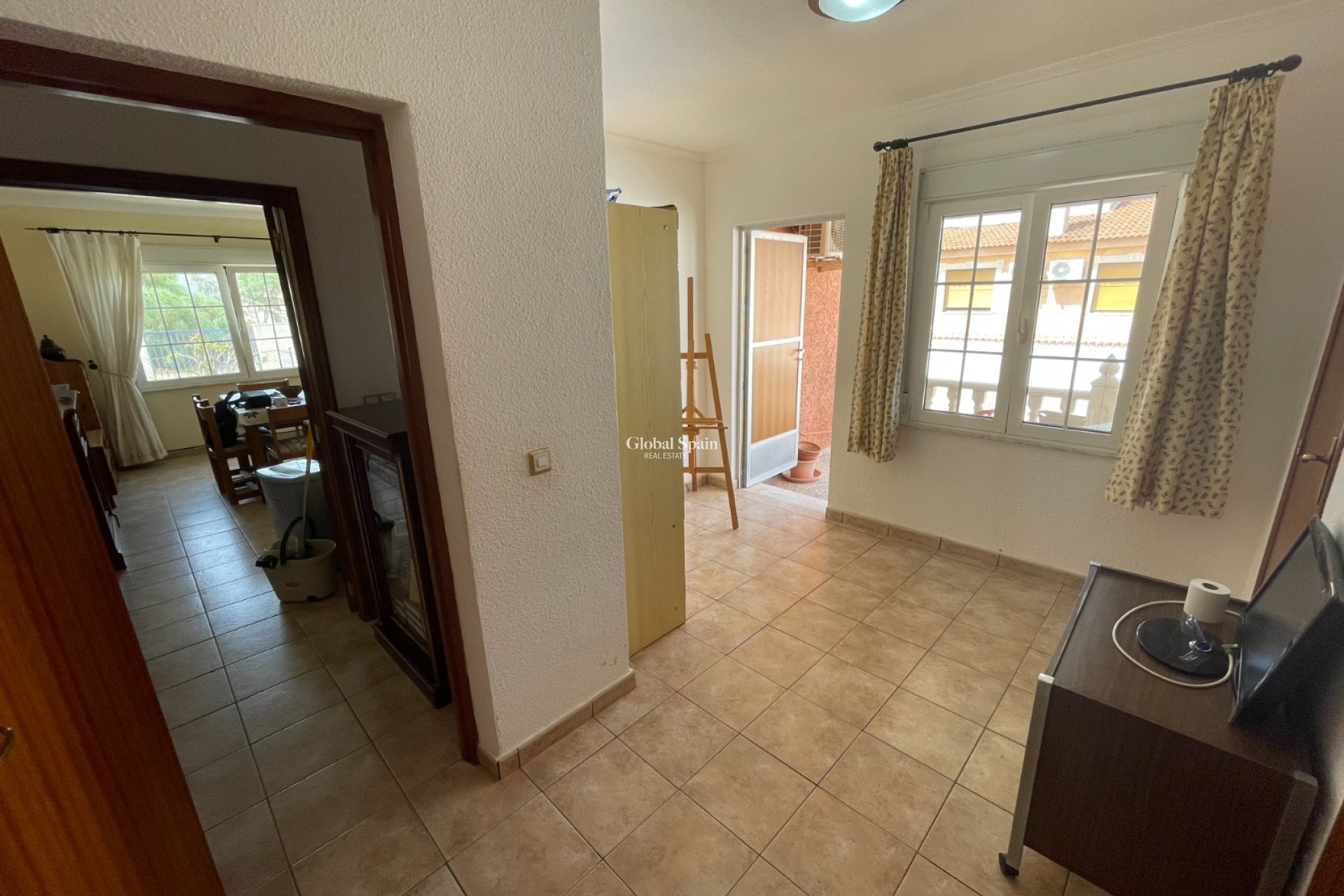 Resale - VILLA -
BENIJÓFAR - Costa Blanca