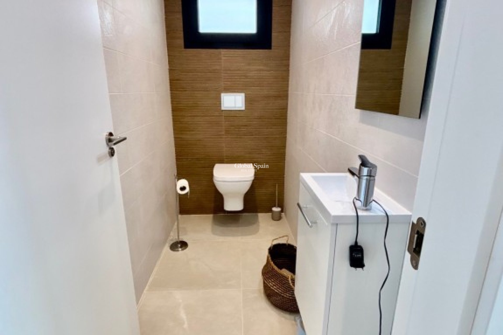 Resale - VILLA -
BENIJÓFAR - Costa Blanca