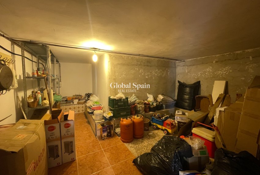 Resale - VILLA -
BENIJÓFAR - Costa Blanca